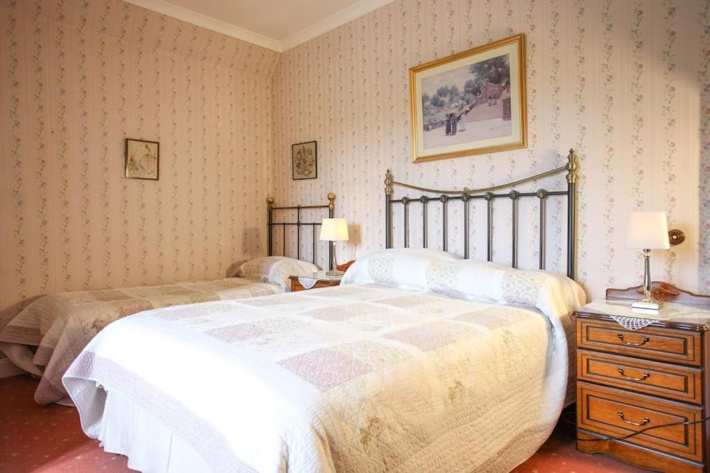 הוילה אברפלדי Tigh N Eilean Self Catering מראה חיצוני תמונה